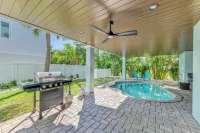 Anna Maria Island Beach Palace - parking