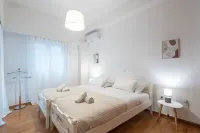 Comfort Apartment with 2 Bedrooms Hotels in Vyronas