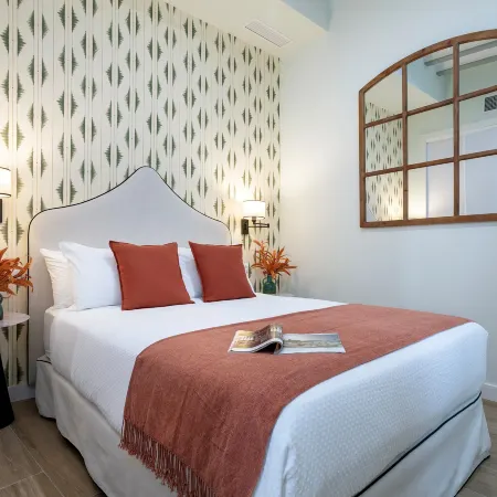 Genteel Home Patrocinio IV