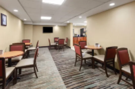 Days Inn by Wyndham Dumfries Quantico