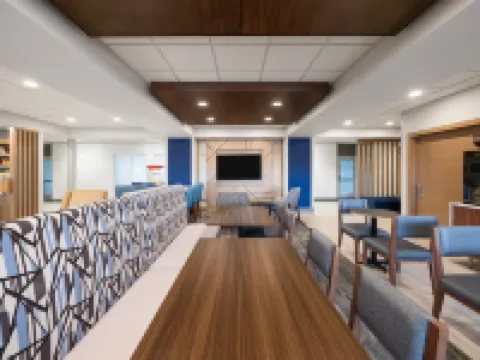 โรงแรม ฮอลิเดย์ อินน์ เอ็กซ์เพรส ชาร์ลอตต์ เวสต์ - แกสโทเนีย บาย IHG โรงแรมในแกสโตเนีย