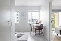 Modern 1BR Home with Sauna & Balcony - Balkon