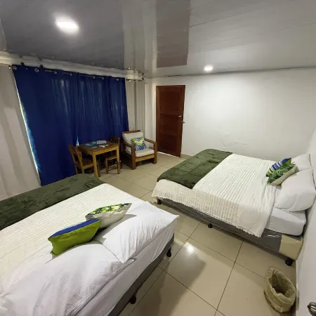 Emerald Luxe Suites
