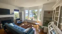 Stunning Bay Views – Artist’s Zen Retreat - Extras!