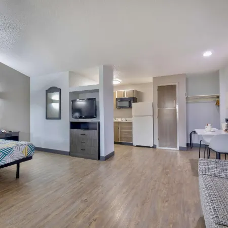 Studio 6 Dallas, TX - North - Richardson