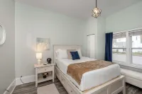 The Washington Cottage 6ppl Hotels in Harrison