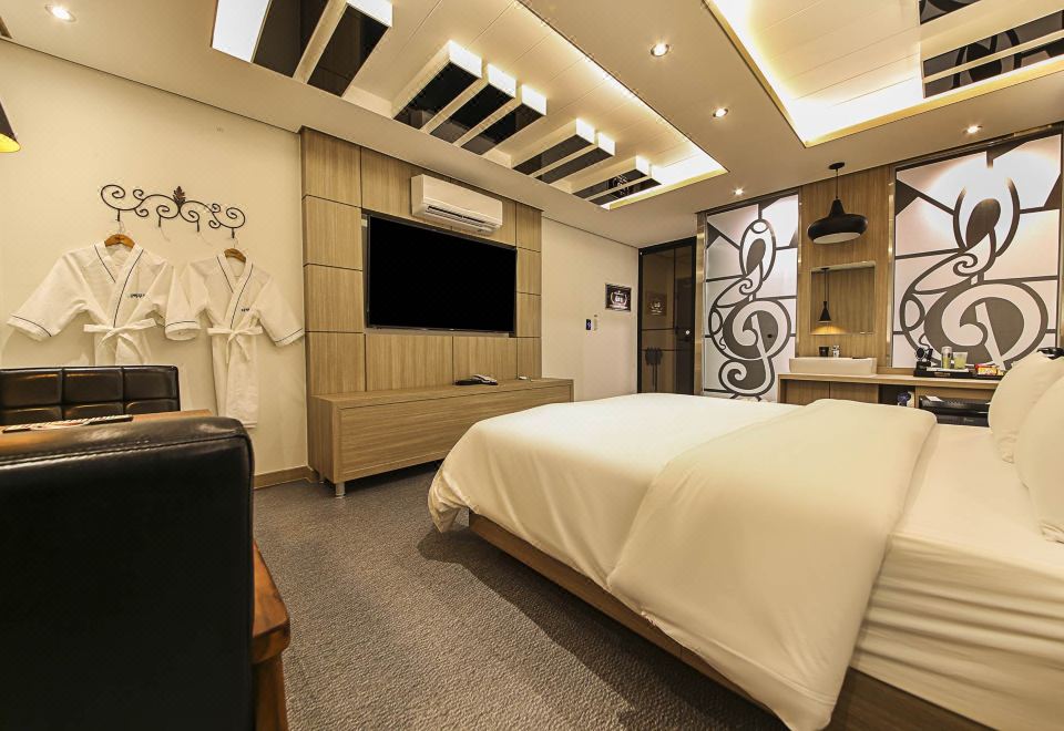 셀프체크인 모텔 침구