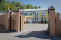 Журавли Отели в г. 