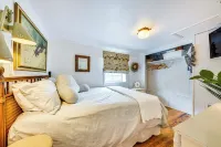 Oceanfront Amelia Island Cottage Deck and Boardwalk - spa