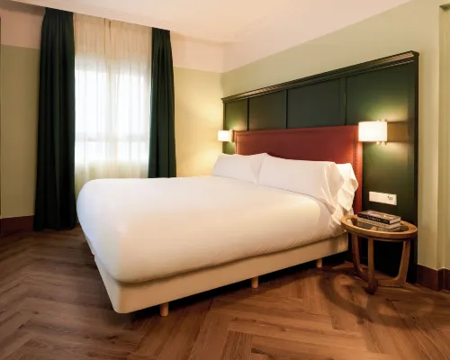 Honest Hotel Granada Hotels near Alcaiceria