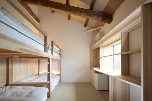 metate Hotels in Nakaniikawa District