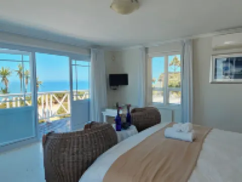 Brenton Beach House Hotels in Knysna