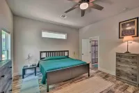 Modern Family Home Near at&t Stadium & More! - parking