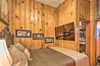 San Antonio Rental w/ Courtyard: Walk to Riverwalk - maisons de vacances
