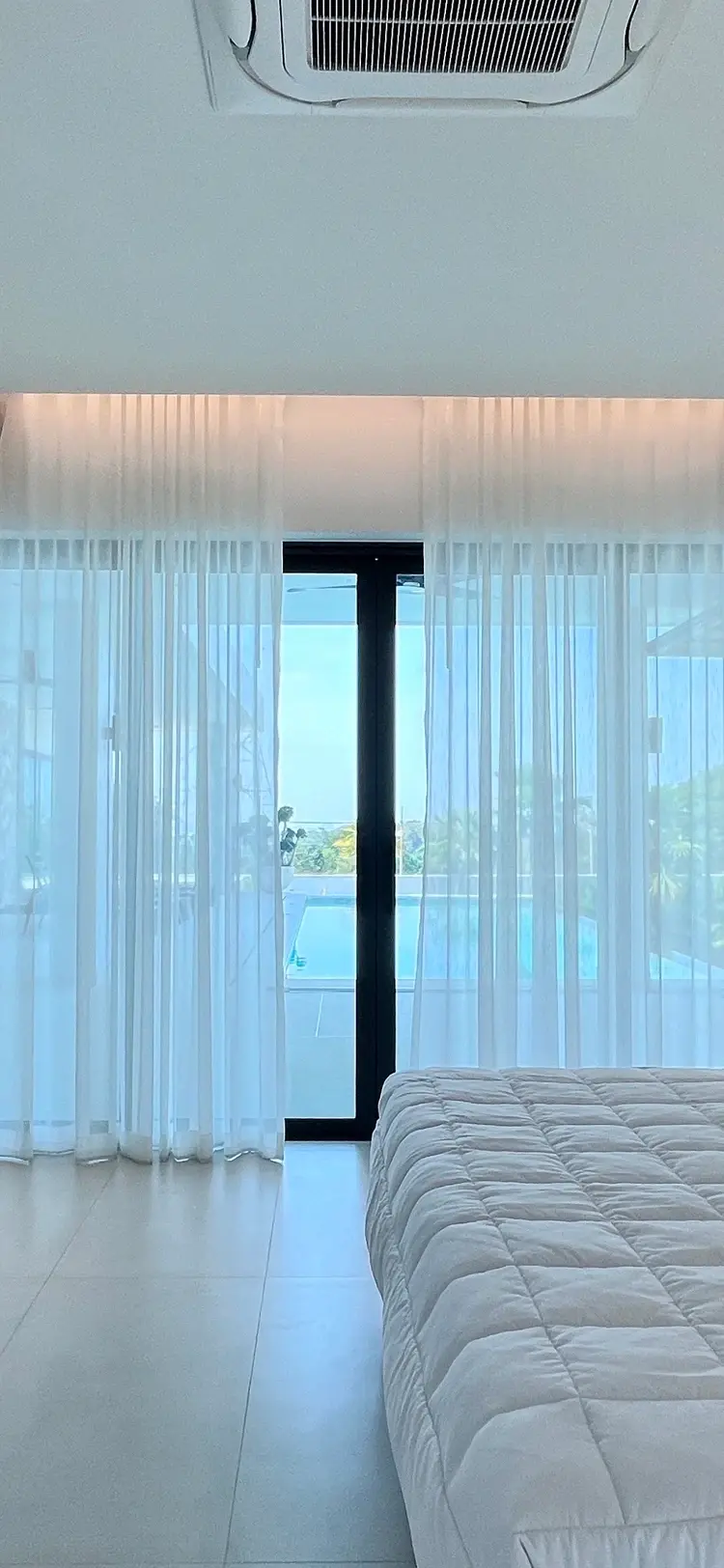 รูปภาพของLuxurious 5-Bedroom Villa overlooking Pattaya City
