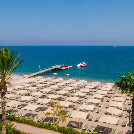L'Oceanica Beach Resort
