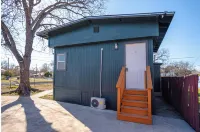 Stroll to the Dome: Sleek 1BR Near Downtown - Lejligheder
