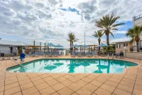 PaddleTail Waterfront Lodge, Trademark Collection by Wyndham - Pools