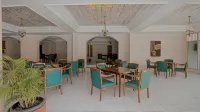 Royal Brongto Hotel - breakfast