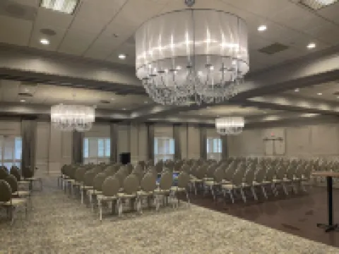 โรงแรมอีธาน อัลเลน โรงแรมในแดนเบอรี