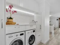 3-Bed Haven with Balcony and BBQ, 5-Min to Beach