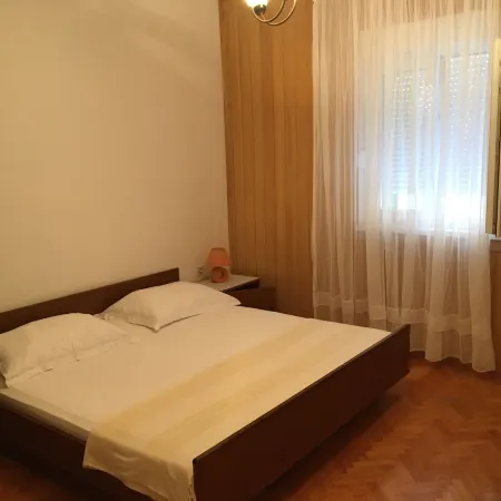Apartments Soline Отели в г. Драшнице