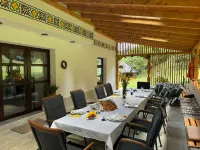 Casa Lucretia - breakfast