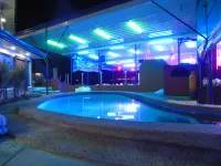 Blue Rock Resort - Beach