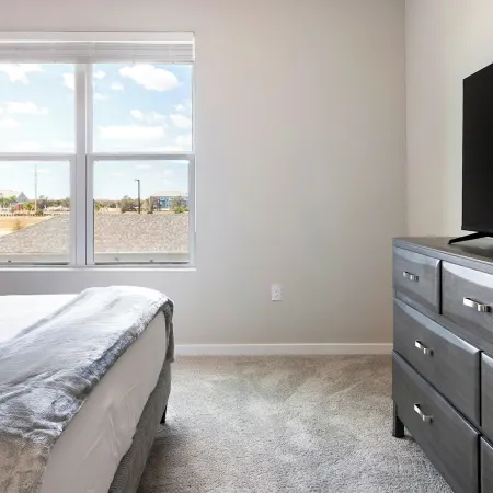 Landing Furnished Apartments Davenport Near Northeast Regional Park
