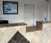 Budget Lodge by OYO Portland West - Moteles