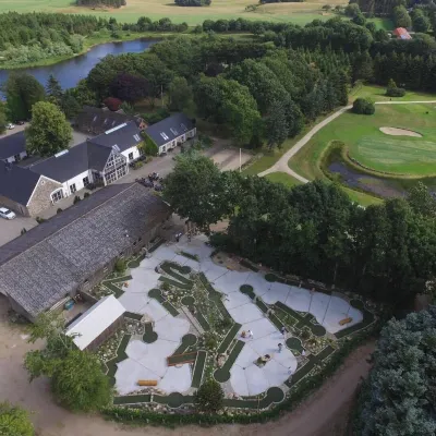 Tollundgaard Golf Park & Apartments Hotels near Mariehoj Kirke