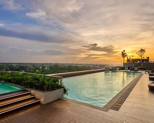 ARTOTEL Living World Grand Wisata Bekasi Hotels near Cibeureum Lake