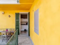 Di Lalla Hotels in Lierna