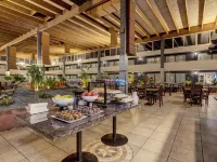 Riverside Hotel & Conference Center 캐스퍼 호텔