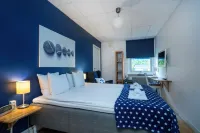 Port Hotel