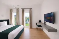 นีเรียมการ์เดนอินทิรานาแอร์พอร์ต โรงแรมใน