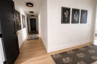 Brand new apartment, sleeps 10, IDEAL location in Utah county. High end finishes