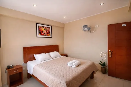 Hotel IKASUR - 2-Star