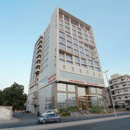 Karam Al Balad Hotel Отели рядом с достопримечательностью «Банкетный зал Miral»