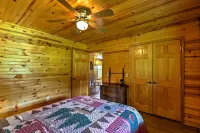 Dream Valley Mountain View Cabin w/ Covered Porch! - Homestays