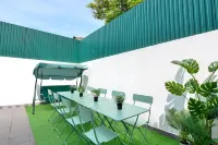 7min to the beach & 23min to Lisbon city, offering convenience & coastal charm