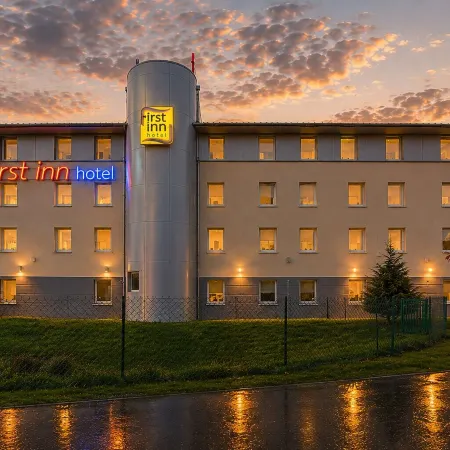 First Inn Hotel Paris Sud les Ulis Отели в г. Эссонн
