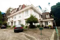 RedDoorz Plus near Parahyangan University