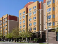 Holiday Inn Express & Suites Carbondale - University Area by IHG Hotels in Jackson County