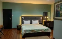 Edo Global Hotel & Suites - Balkoner