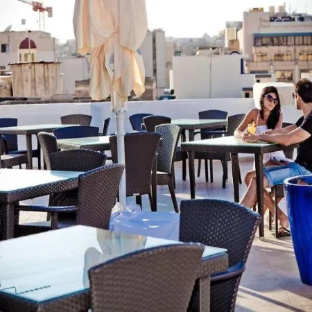 Sliema Tigne Suites