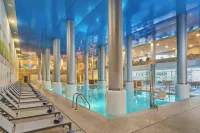 Grupotel Playa de Palma Suites & Spa