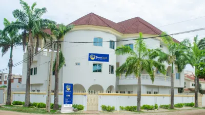 Beach Sand Hotel and Resort Hoteles en 