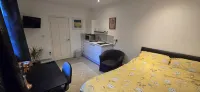 Studio Near Royal Derby Hospital - 2-Star