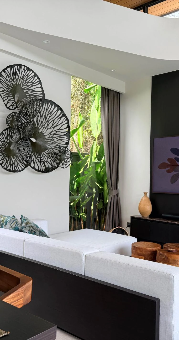 รูปภาพของBrand new stylish Aileen Villa near Naithon beach